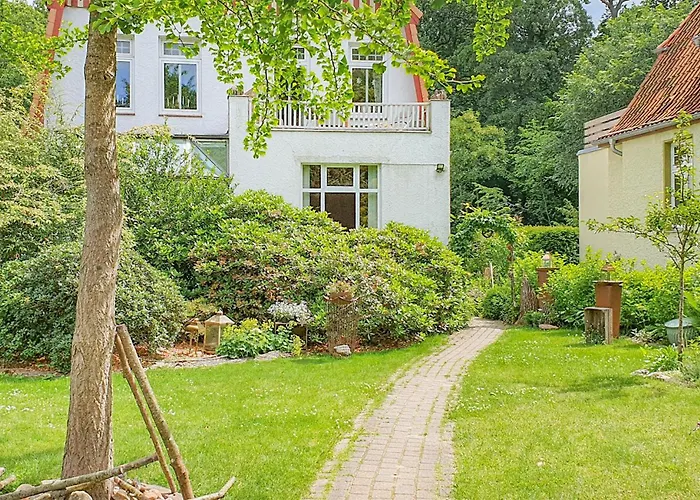 Nice Apartment In Luebeck With Kitchen